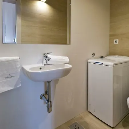 Lone Appartement *